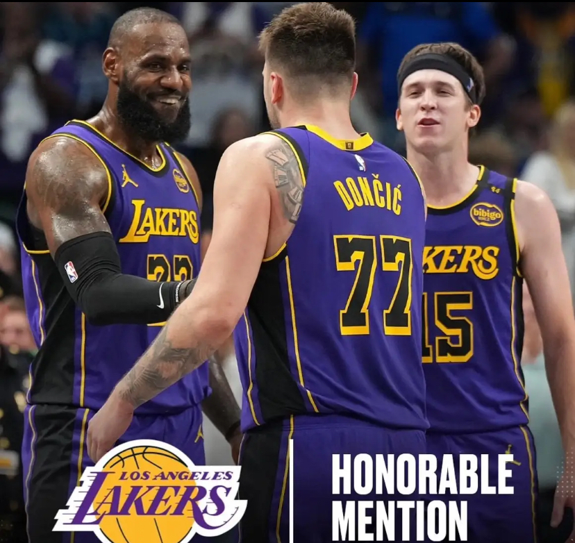 包含今晨突围战来临，洛杉矶湖人围绕意大利杯临场应变，气氛紧张，团队化学反应显著的词条-9games